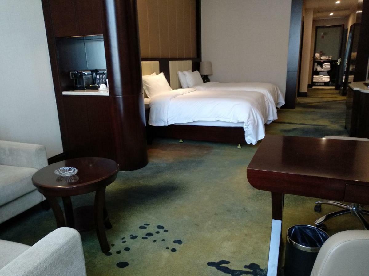 The Huiting Collection Hotel Ухан Екстериор снимка